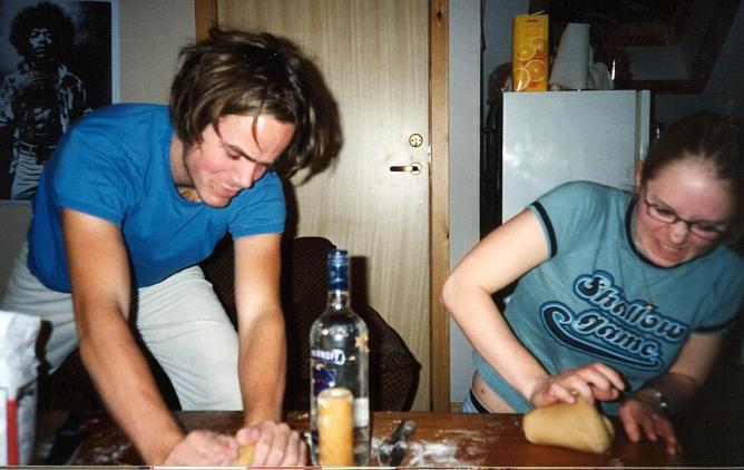 Ivar and Gunhild baking