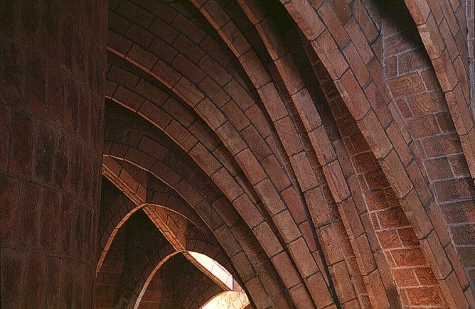 Casa Mila (La Pedrera), Antoni Gaudi