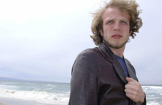 Audun on the beach