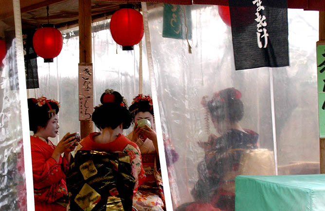 Geishas, Kyomizu dera, Kyoto