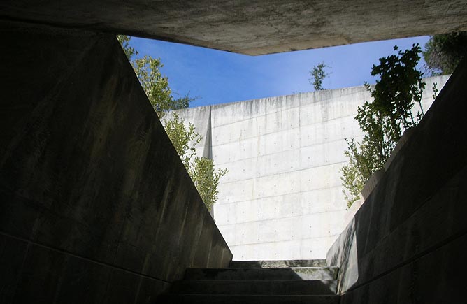 Igualada Cemetary, Enric Miralles with Carme Pinos