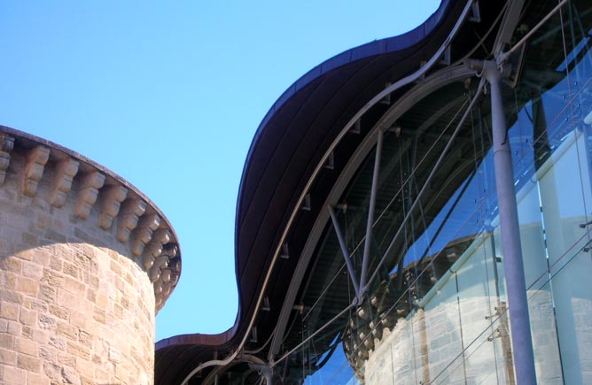 Law Courts Exterior, Bordeaux, Richard Rogers