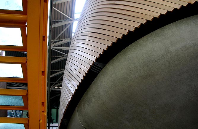 Law Courts Interior, Bordeaux, Richard Rogers