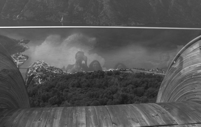 Saunders/Wilhelmsen: Stegastein Lookout, Aurland