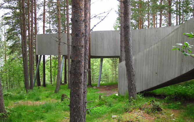 Carl-Viggo Hølmebakk: Sohlbergplassen lookout, Rondane