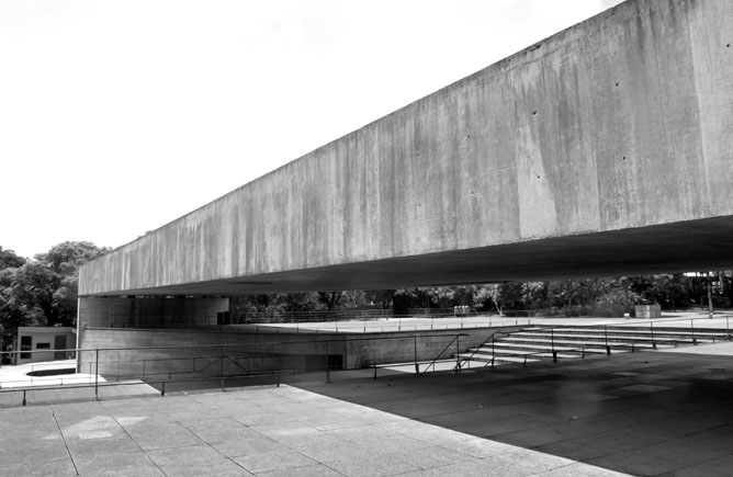 Paulo Mendes da Rocha: Museu Brasileiro da Escultura, MUBE