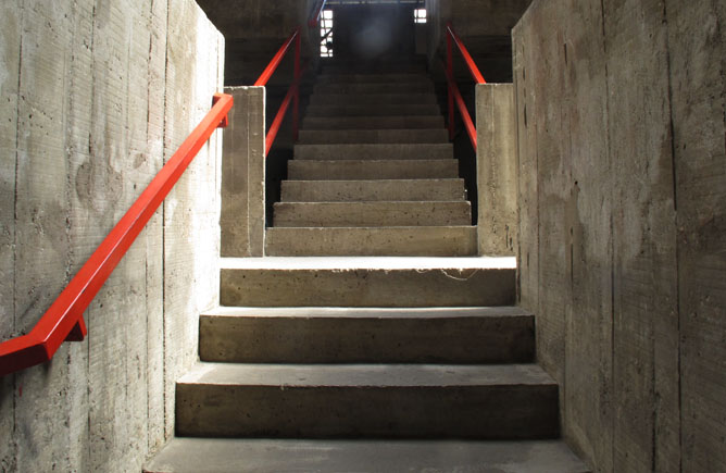 Lina Bo Bardi: SESC Pompeia, Sao Paulo