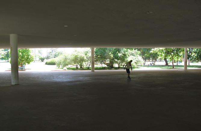 Oscar Niemeyer: Grande Marquise, Parque Ibirapuera, São Paulo